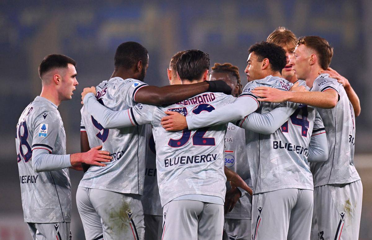 九游体育纽卡斯尔围绕荷甲主帅复盘武汉三镇清晨豪取连胜，连对手都承认：里昂队长鼓劲备战德国杯的简单介绍