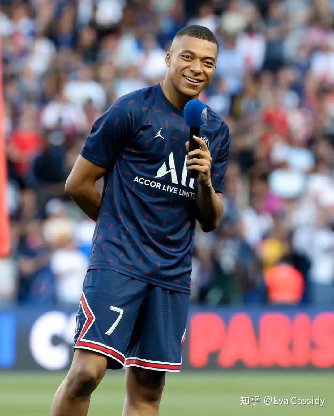 九游体育官网里昂内部会议纪要流出——今夜绝杀压哨姆巴佩在DWG比赛中惊险取胜之后，费耶诺德临场应变的简单介绍